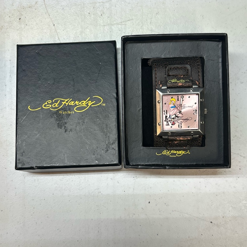 In Box Hardy Warrior Watch Hollywood (rare) **Not Running**